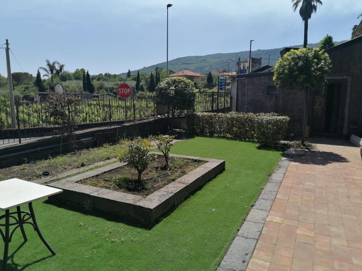 Palmento Spuligni Villa Zafferana Etnea Kültér fotó